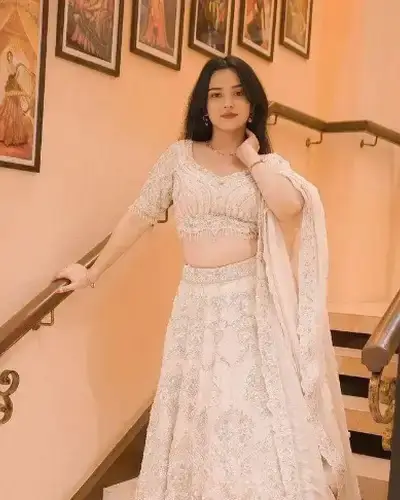 Escort Service In Lohardaga
